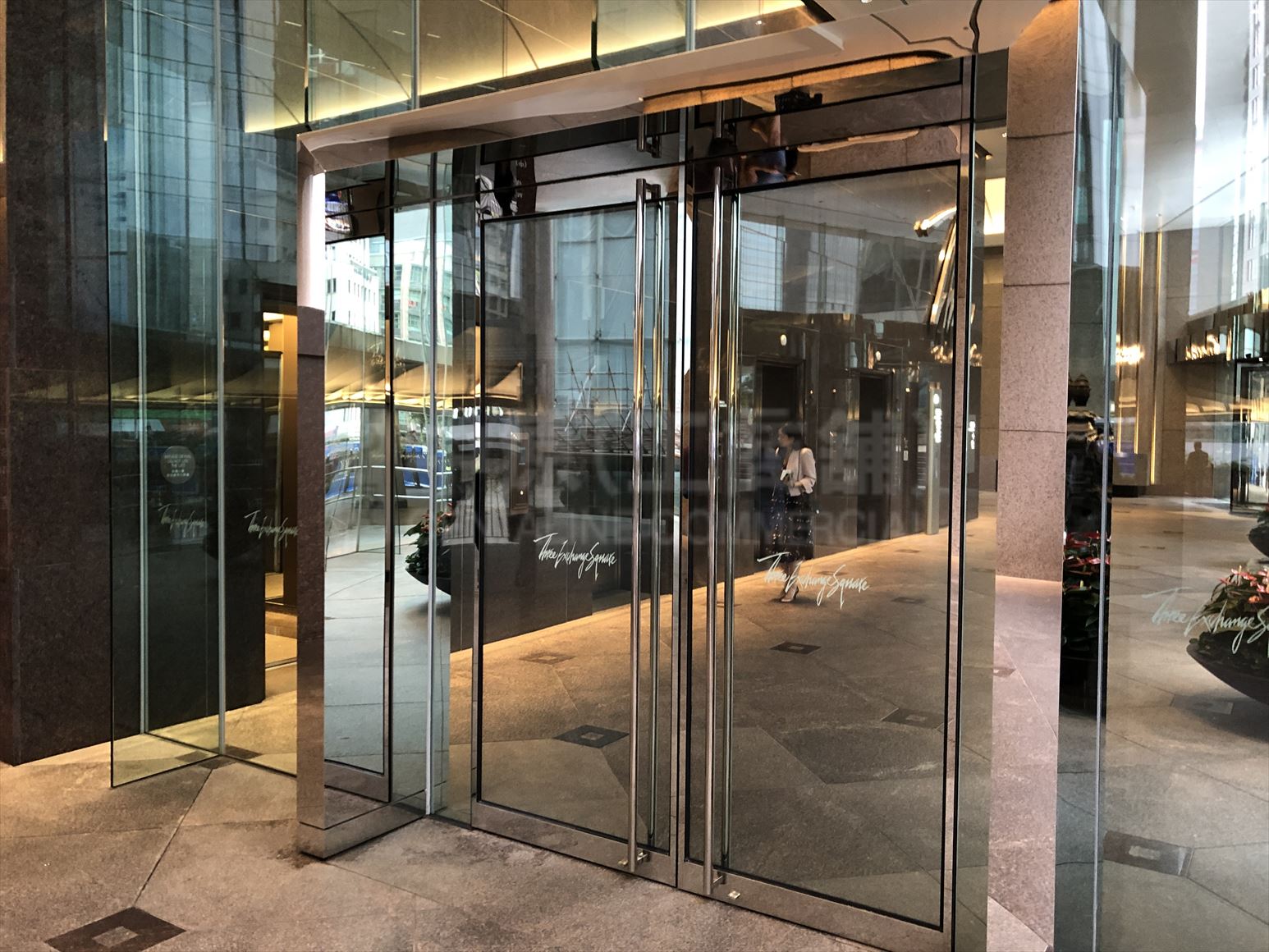 photo materials about three exchange square | office property | centaline commercial