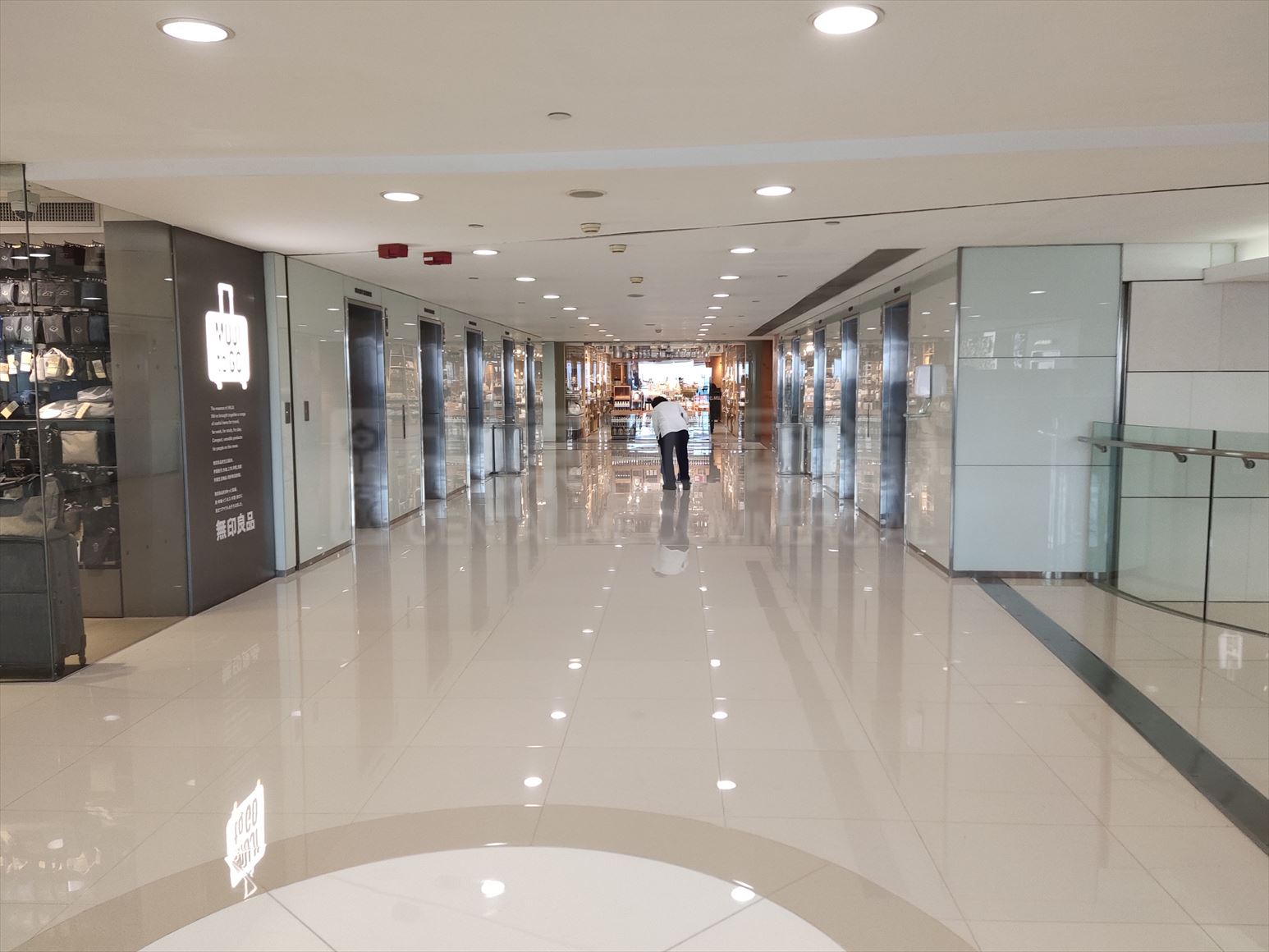 photo materials about the gateway tower 6 | office property | centaline commercial