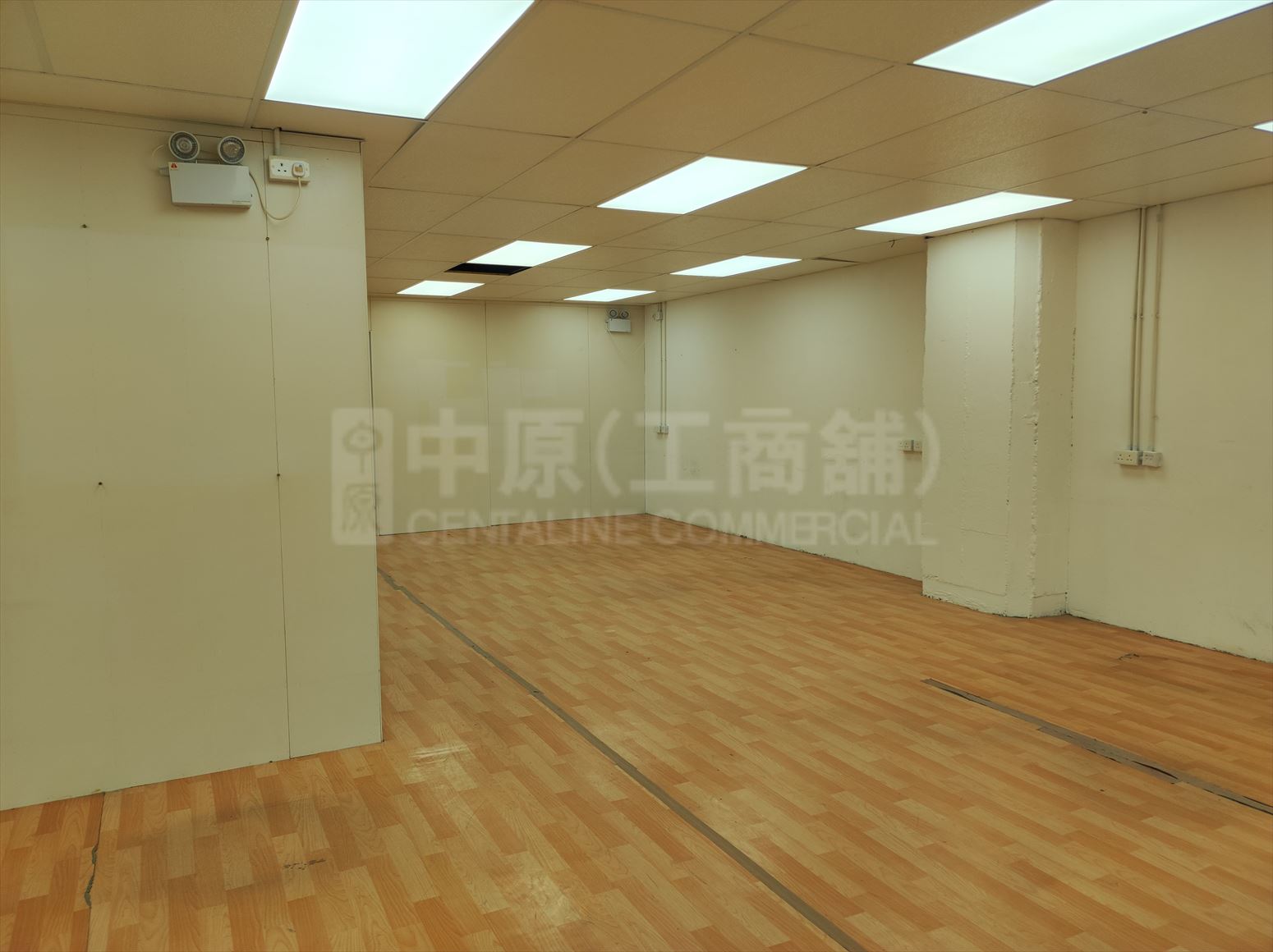 香華工業大廈的相片資料｜工商樓盤｜中原工商舖