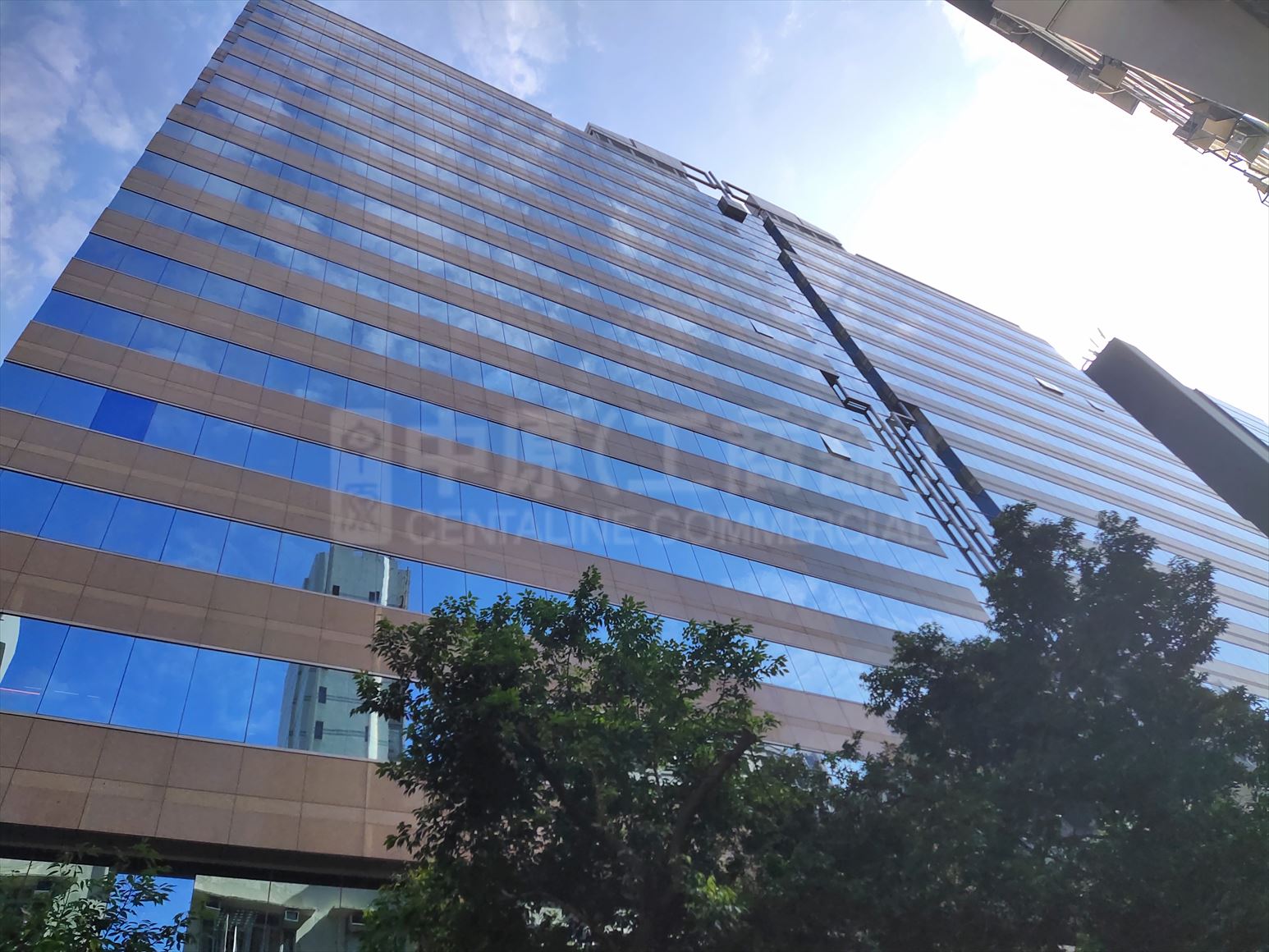 photo materials about hong kong pacific centre | office property | centaline commercial