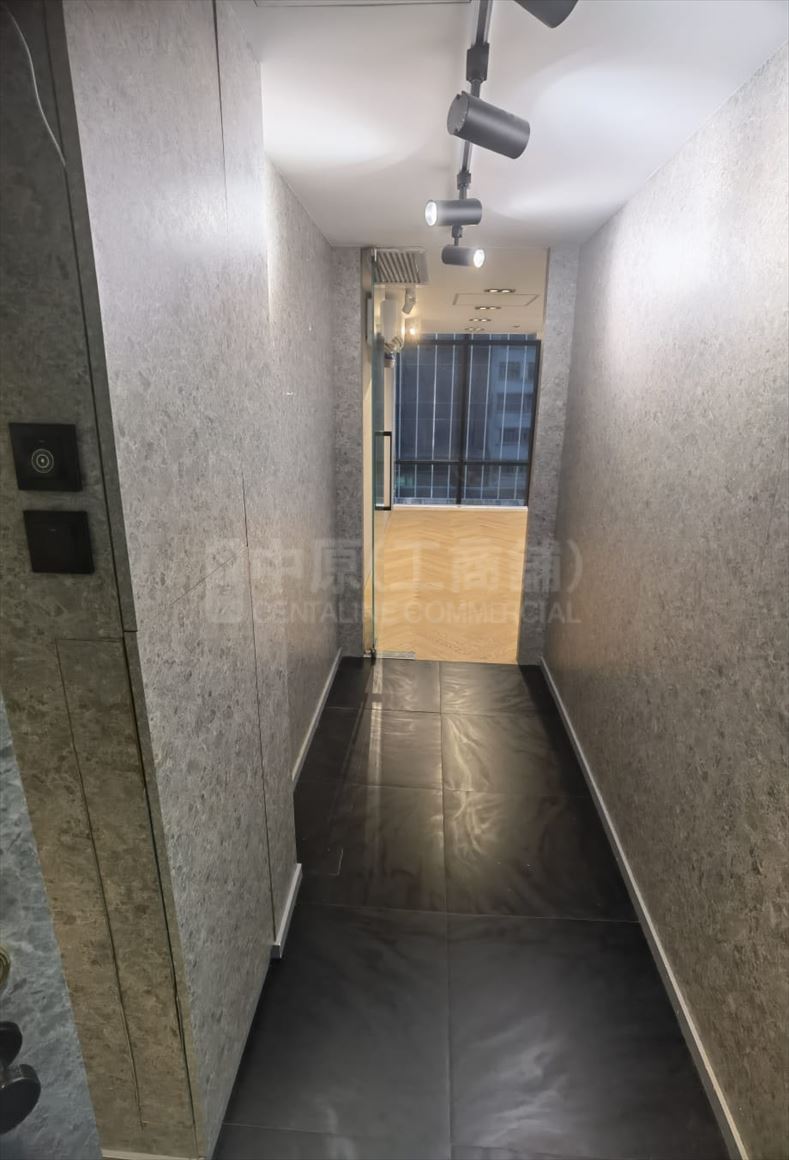 photo materials about lockhart centre | office listing | centaline commercial